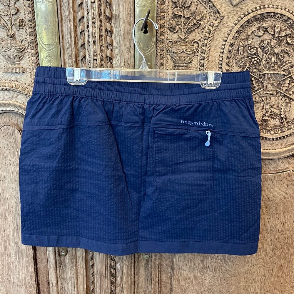 Vineyard Vines Performance Navy Skirt Size Large - Picture 3 of 3